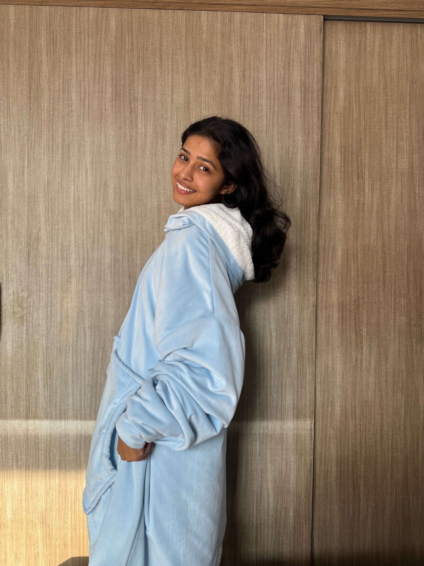 HUGGY Oversized Blanket Hoodie