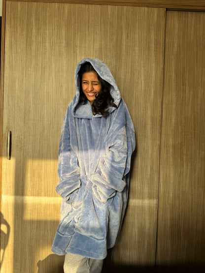 HUGGY Lite - Blanket Hoodie